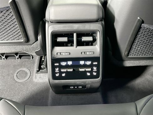 Certified 2025 Porsche Macan Turbo Electric image 38