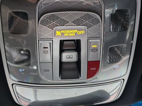 Certified 2023 Genesis GV60 Advanced AWD/4WD image 18