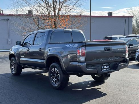 Used 2023 Toyota Tacoma TRD Sport image 23