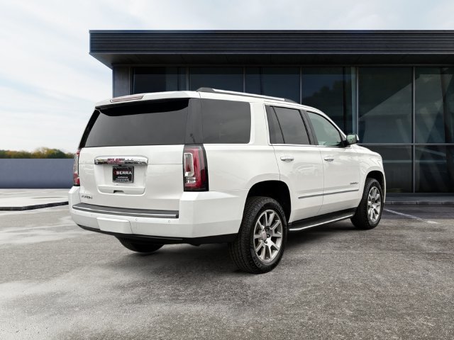 Used 2017 GMC Yukon Denali AWD/4WD image 5