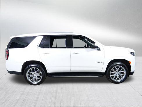 Used 2024 Chevrolet Tahoe LT w/ LT Signature Package AWD/4WD image 8