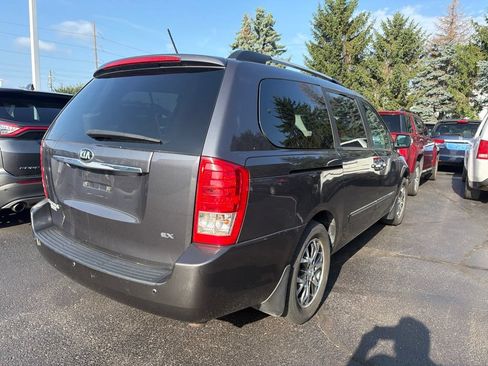 Used 2014 Kia Sedona EX FWD image 3