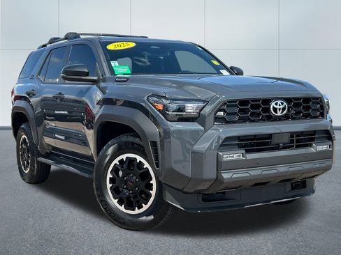Used 2025 Toyota 4Runner TRD Off-Road AWD/4WD image 32