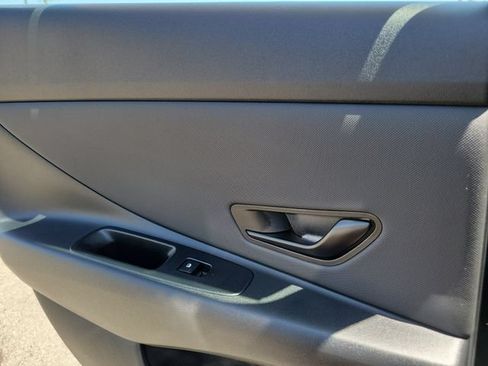 New 2026 Hyundai Elantra SEL Sport FWD image 24