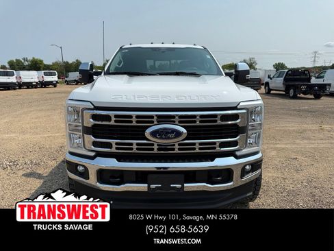 Used 2024 Ford F350 XLT w/ Snow Plow Prep Package AWD/4WD image 18