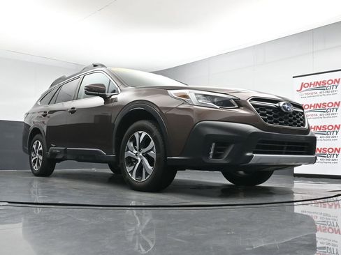 Used 2022 Subaru Outback Limited AWD/4WD image 33
