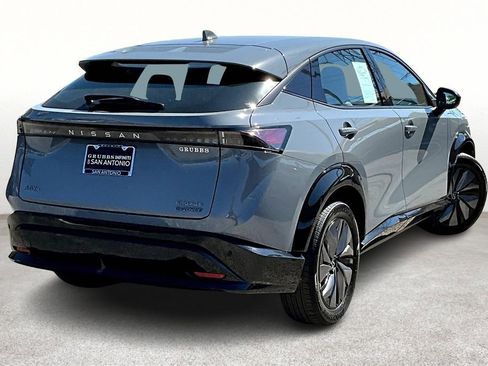 Used 2023 Nissan Ariya AWD image 2