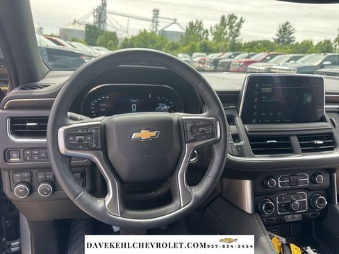 Used 2024 Chevrolet Suburban LT w/ LT Signature Package AWD/4WD image 13