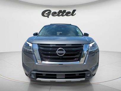 Certified 2022 Nissan Pathfinder Platinum w/ Cargo Package