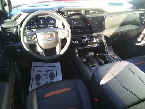 Used 2023 GMC Sierra 1500 AT4 w/ AT4 Preferred Package image 12