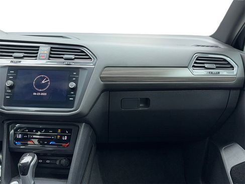 Used 2023 Volkswagen Tiguan SEL R-Line image 19