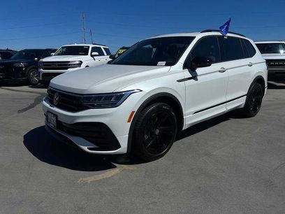 Used 2023 Volkswagen Tiguan SE R-Line