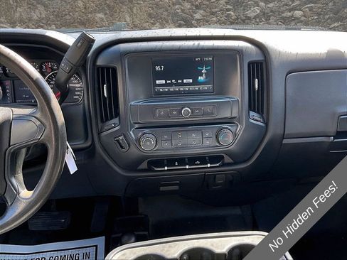 Used 2018 Chevrolet Silverado 2500 W/T w/ WT Convenience Package AWD/4WD image 6