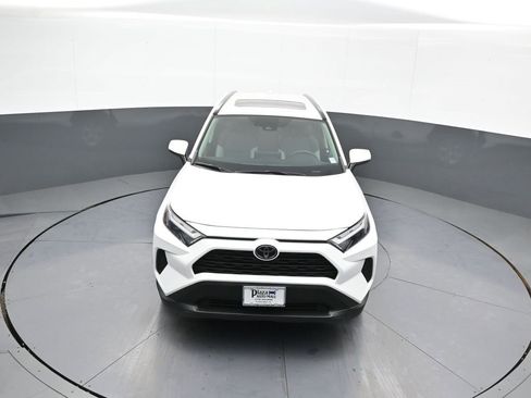 Certified 2022 Toyota RAV4 XLE image 36