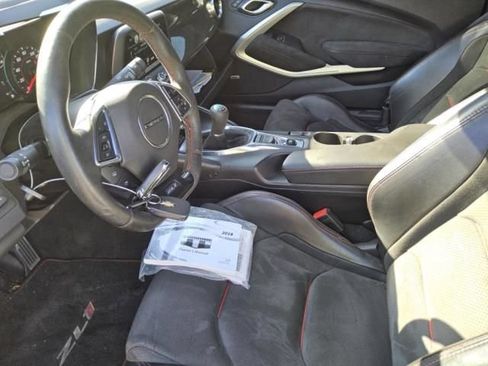 Used 2018 Chevrolet Camaro ZL1 RWD image 4