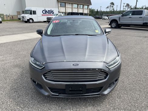 Used 2013 Ford Fusion SE FWD image 9