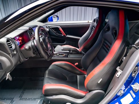 Used 2013 Nissan GT-R Black Edition AWD/4WD image 47
