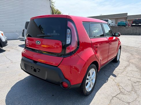 Used 2015 Kia Soul + w/ Audio Package FWD image 6