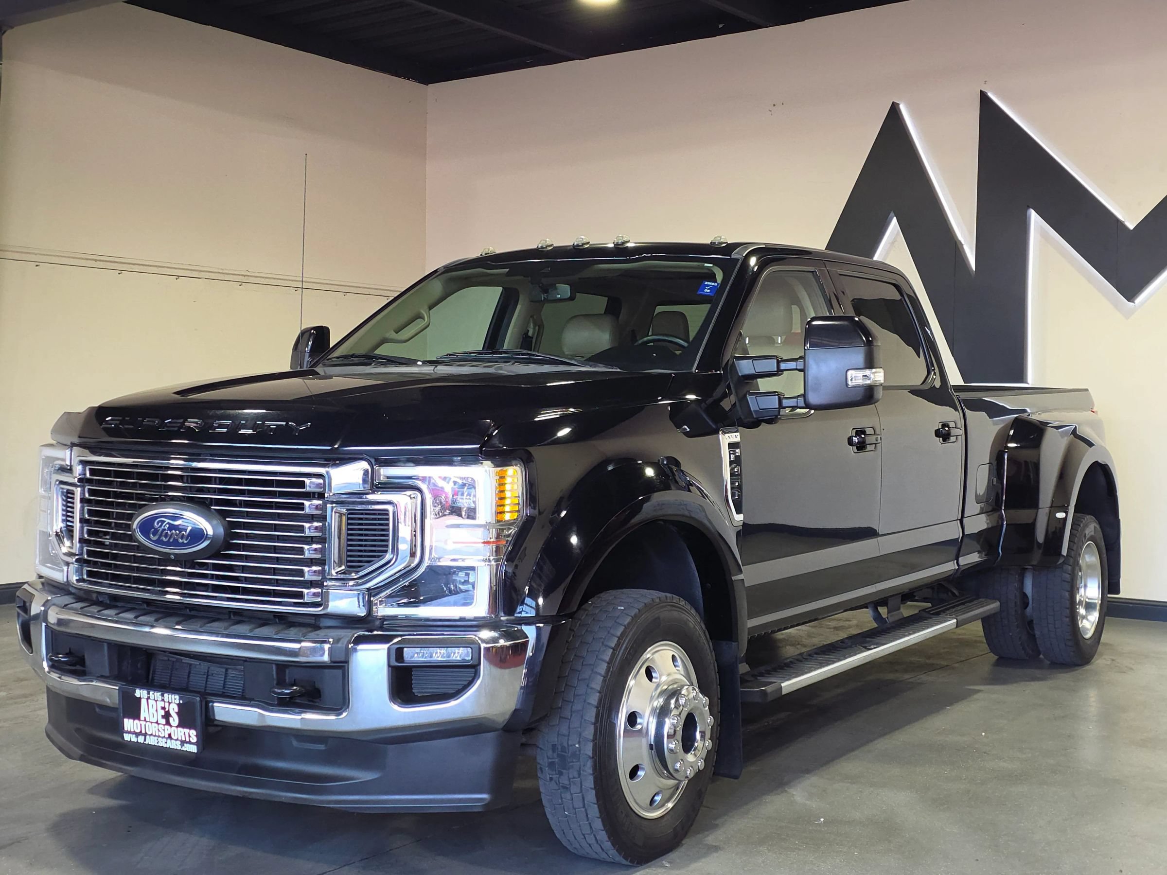 Used 2020 Ford F450 Lariat w/ Lariat Ultimate Package AWD/4WD image 1