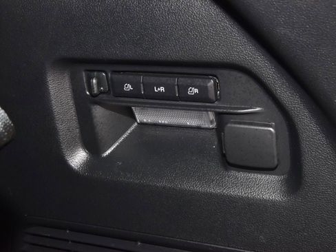 Used 2024 Ford Explorer Limited w/ Limited Technology Package AWD/4WD image 40