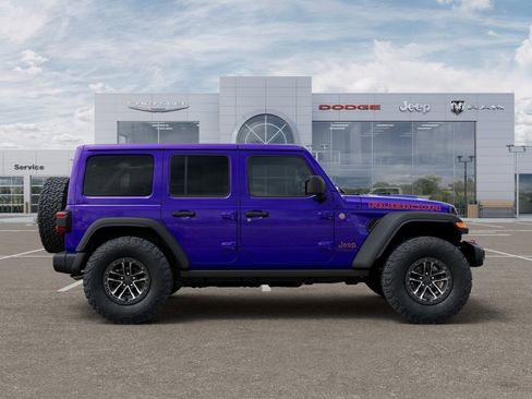 New 2026 Jeep Wrangler Unlimited Rubicon w/ Xtreme 35 Tire Package image 32