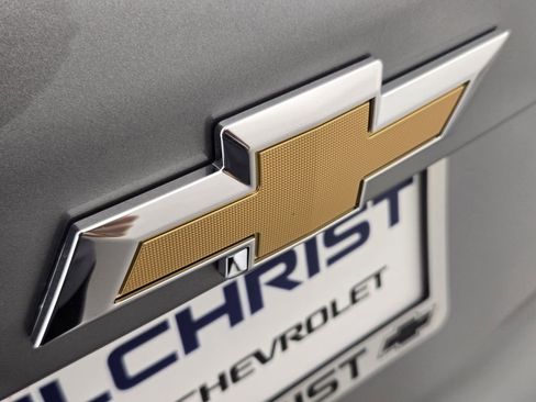 New 2026 Chevrolet Equinox LT w/ Safety and Technology Package FWD image 12