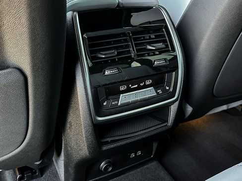 New 2025 BMW X5 sDrive40i w/ Climate Comfort Package image 27