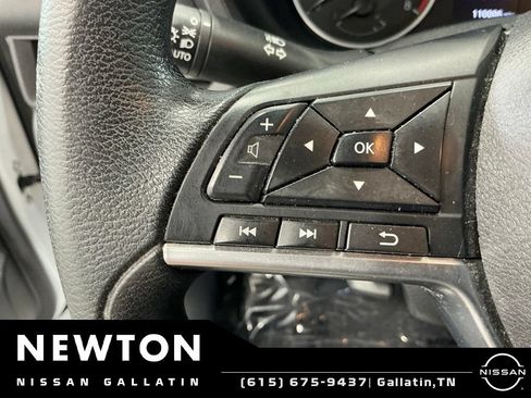 Used 2021 Nissan Sentra S FWD image 25