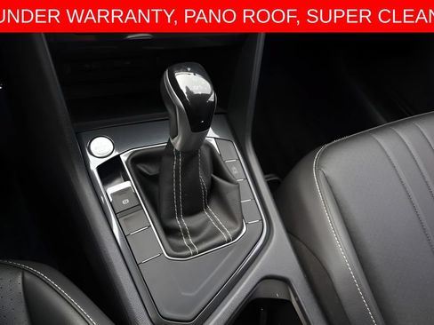 Used 2023 Volkswagen Tiguan SE w/ Panoramic Sunroof Package FWD image 26