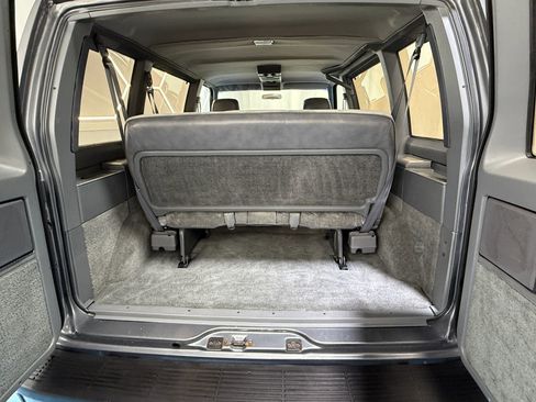 Used 1990 Chevrolet Astro LT image 39