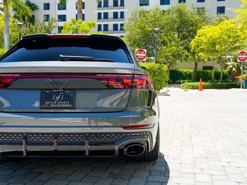 Used 2025 Audi RS Q8 performance AWD/4WD image 25