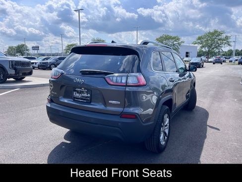 Used 2019 Jeep Cherokee Latitude Plus w/ Cold Weather Group AWD/4WD image 3