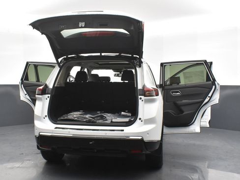 New 2026 Nissan Rogue Platinum w/ Platinum Premium Package image 37