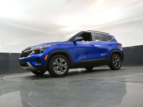 Certified 2024 Kia Seltos S FWD image 20