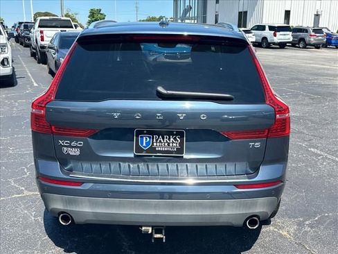 Used 2019 Volvo XC60 T5 Momentum FWD image 10