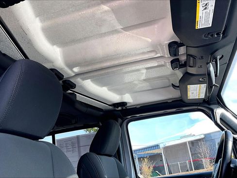 Used 2021 Jeep Wrangler Unlimited Sport image 28