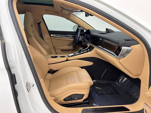 Certified 2023 Porsche Panamera image 30
