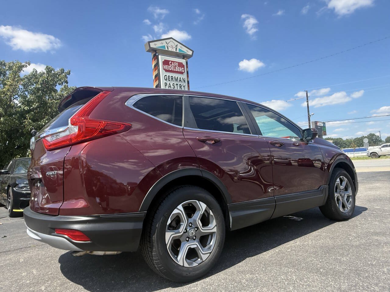Used 2017 Honda CR-V EX-L image 3