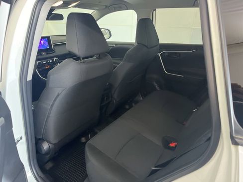 Used 2024 Toyota RAV4 LE AWD/4WD image 24