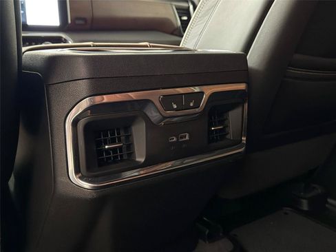 Used 2024 GMC Sierra 1500 Denali Ultimate AWD/4WD image 25