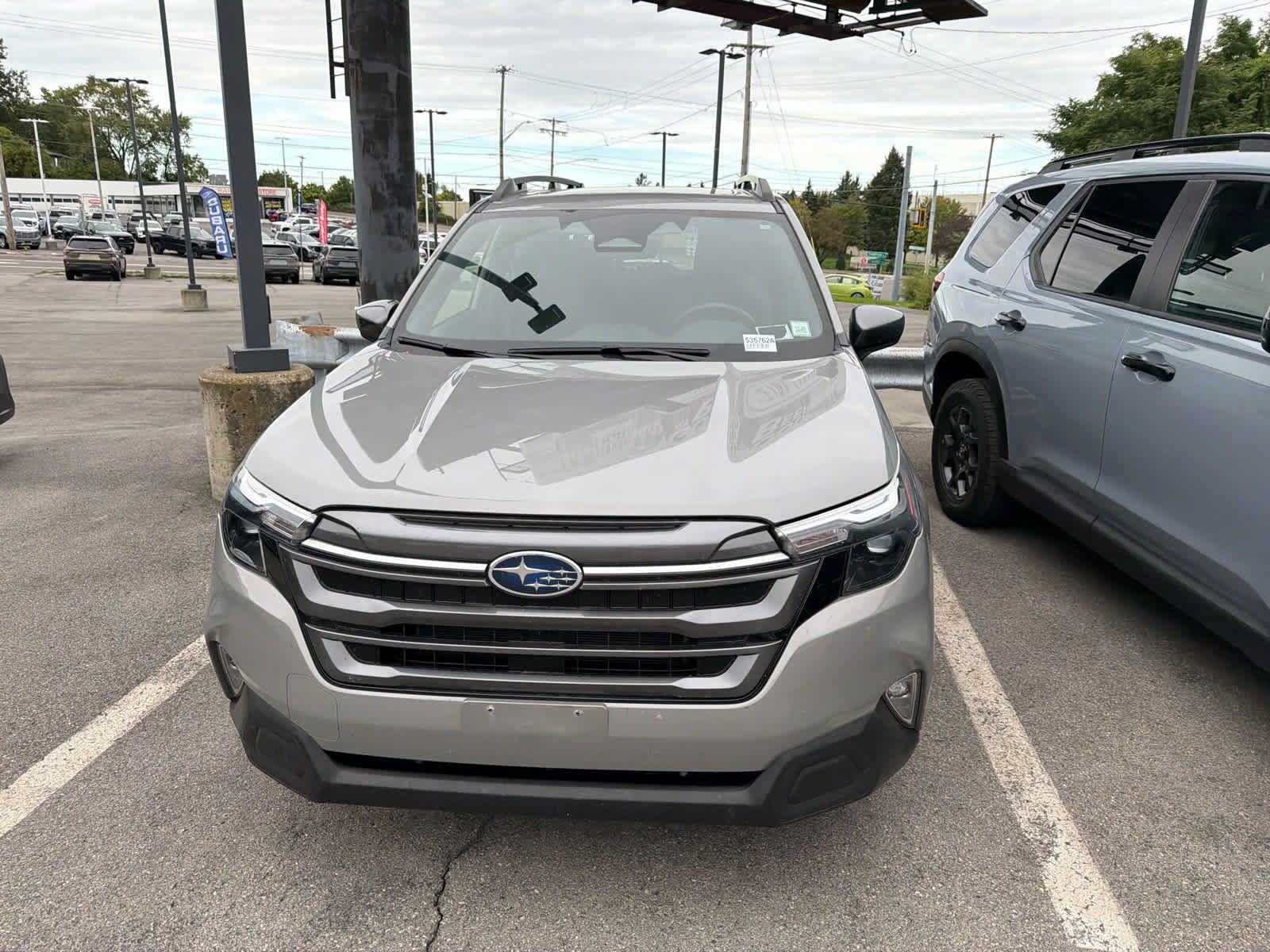Used 2025 Subaru Forester Premium AWD/4WD image 18