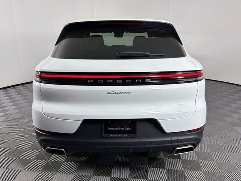 Used 2026 Porsche Cayenne image 10