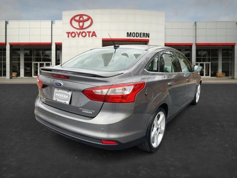 Used 2013 Ford Focus Titanium w/ Titanium Handling Pkg image 5