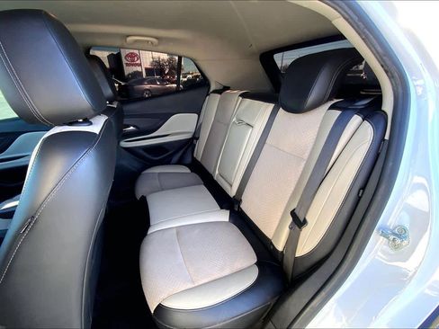 Used 2019 Buick Encore Preferred image 21