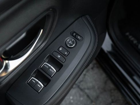 Certified 2023 Honda HR-V EX-L image 13