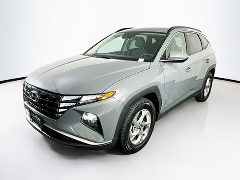 Used 2024 Hyundai Tucson SEL image 3