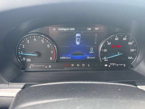 Used 2023 Ford Explorer XLT w/ Equipment Group 202A AWD/4WD image 26