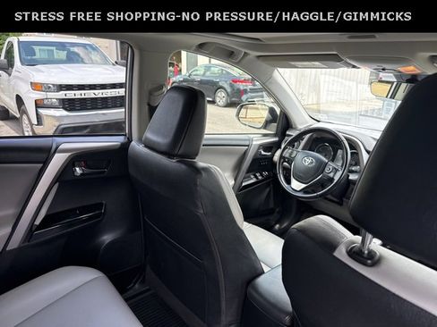 Used 2016 Toyota RAV4 Limited image 35