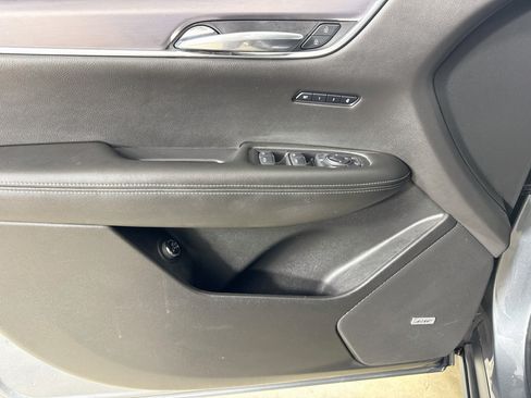 Used 2021 Cadillac XT6 Luxury FWD image 20