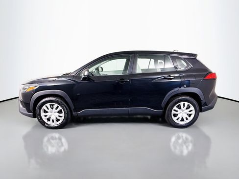 Used 2023 Toyota Corolla Cross L FWD image 6